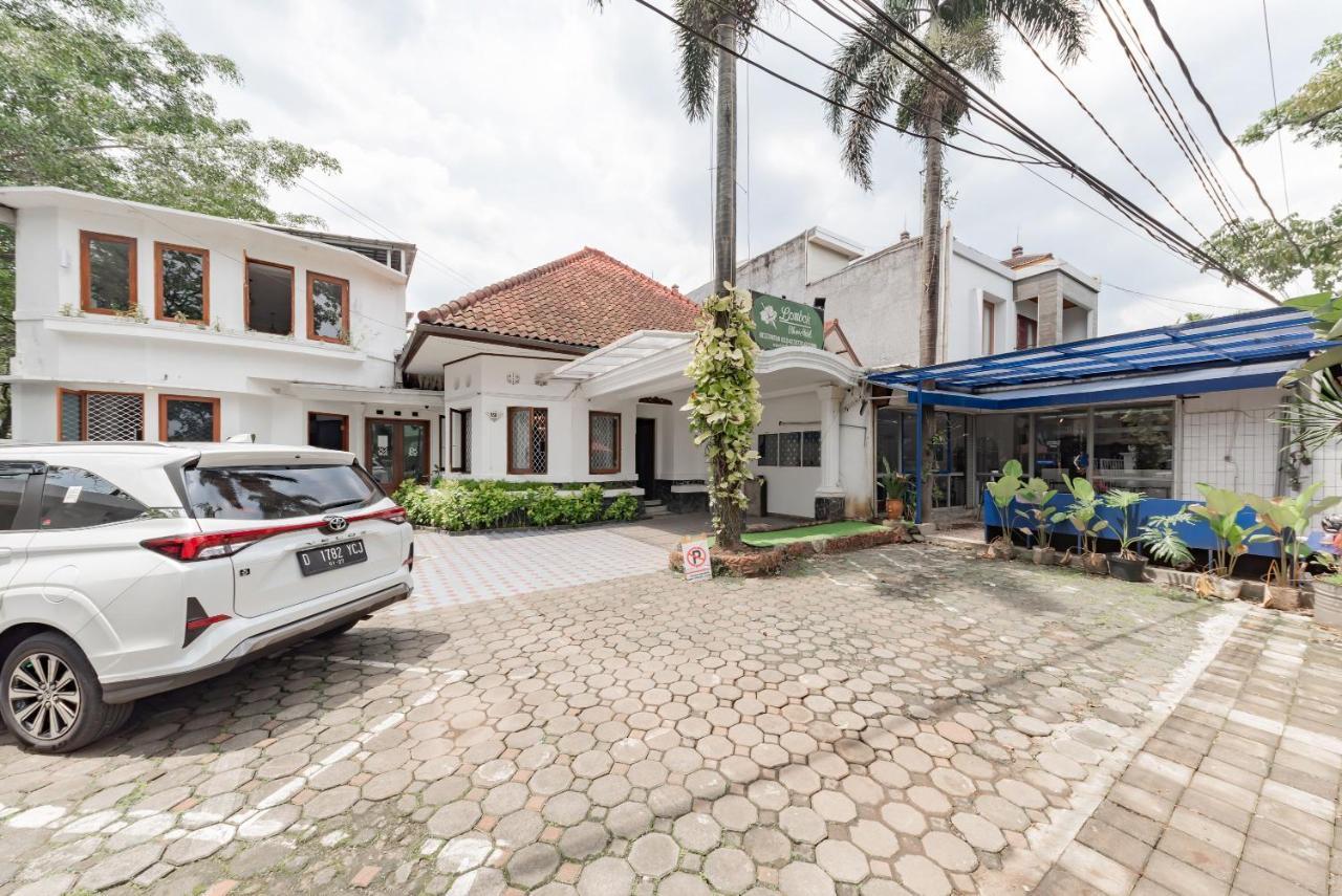 Hotel O Bandung Near Stadion Siliwangi Formerly The Ethnic Hotel 万隆 外观 照片
