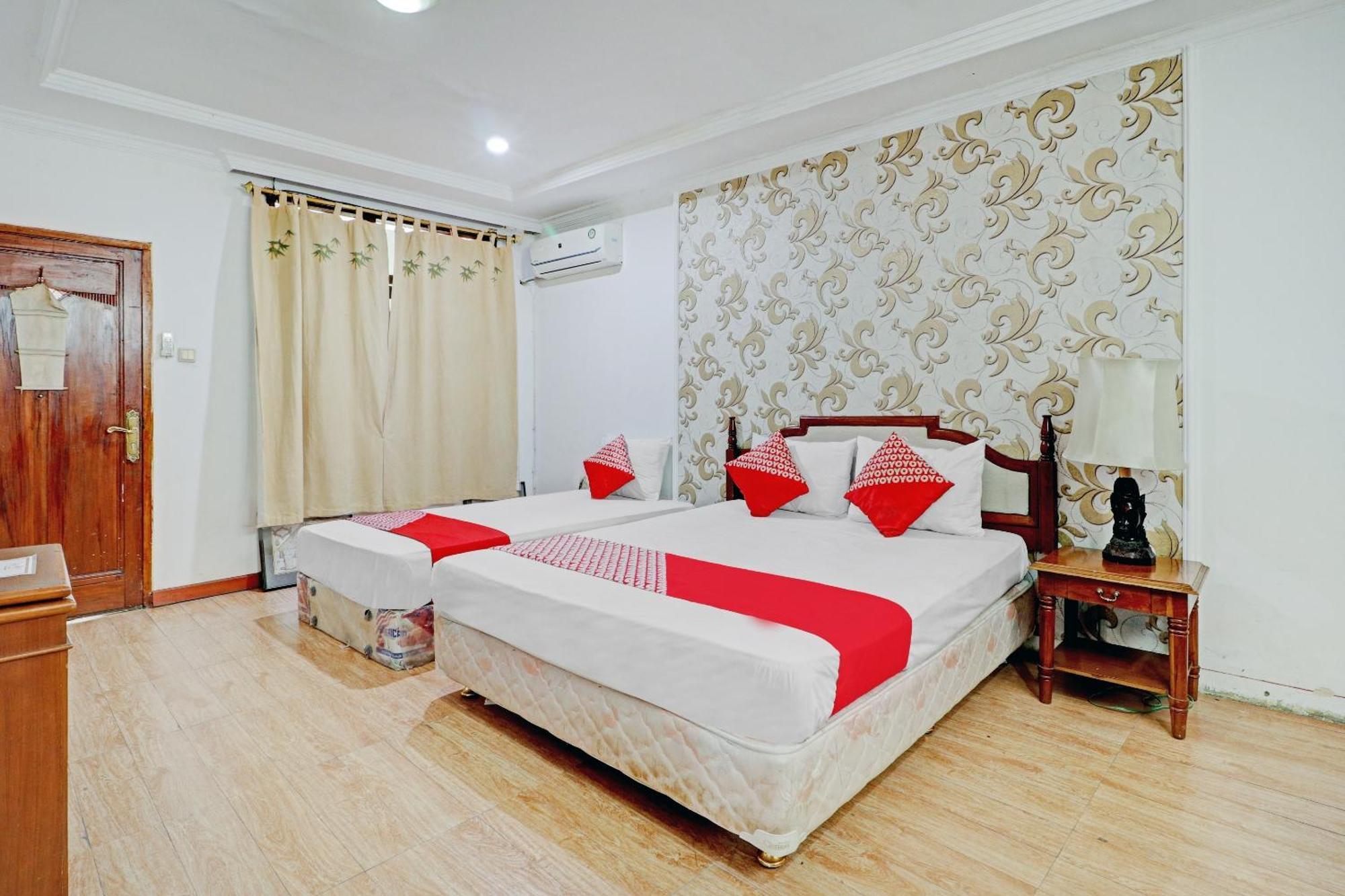 Hotel O Bandung Near Stadion Siliwangi Formerly The Ethnic Hotel 万隆 外观 照片