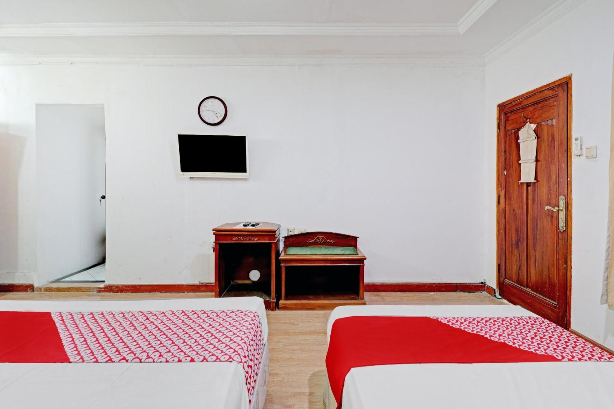 Hotel O Bandung Near Stadion Siliwangi Formerly The Ethnic Hotel 万隆 外观 照片