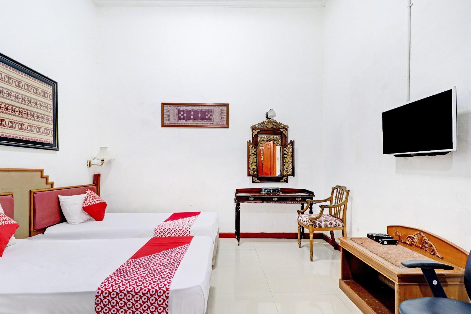 Hotel O Bandung Near Stadion Siliwangi Formerly The Ethnic Hotel 万隆 外观 照片