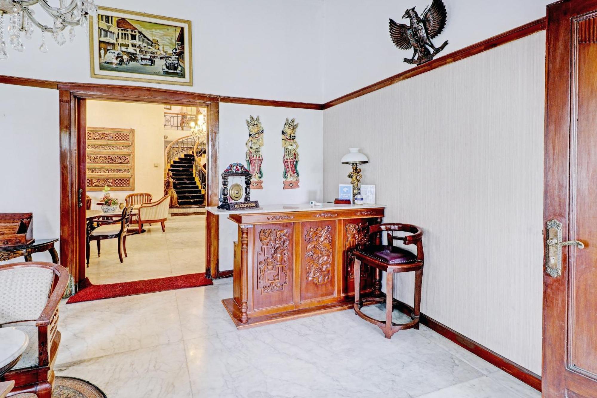 Hotel O Bandung Near Stadion Siliwangi Formerly The Ethnic Hotel 万隆 外观 照片