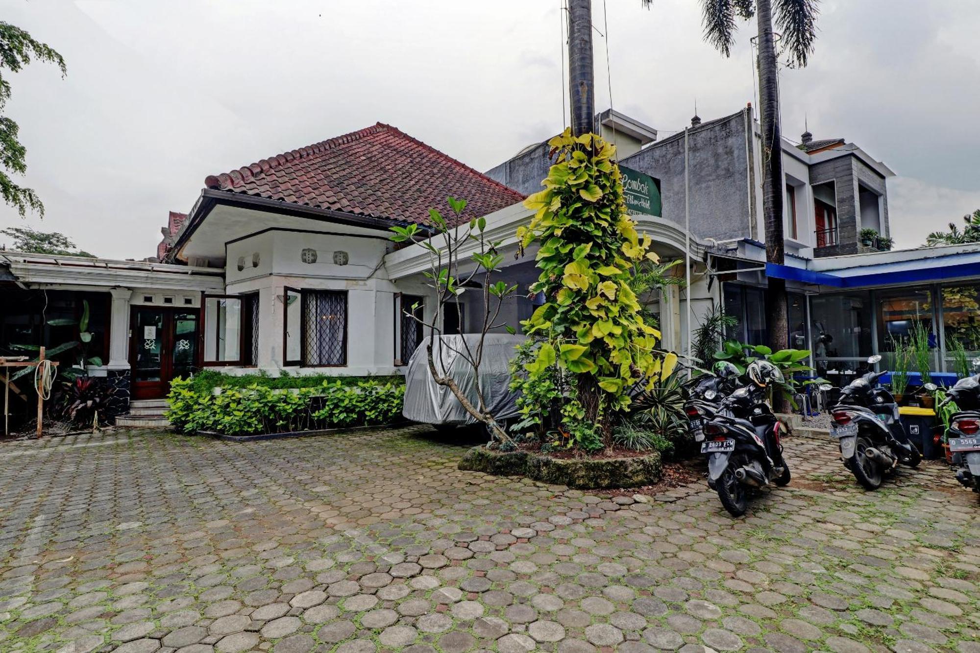 Hotel O Bandung Near Stadion Siliwangi Formerly The Ethnic Hotel 万隆 外观 照片