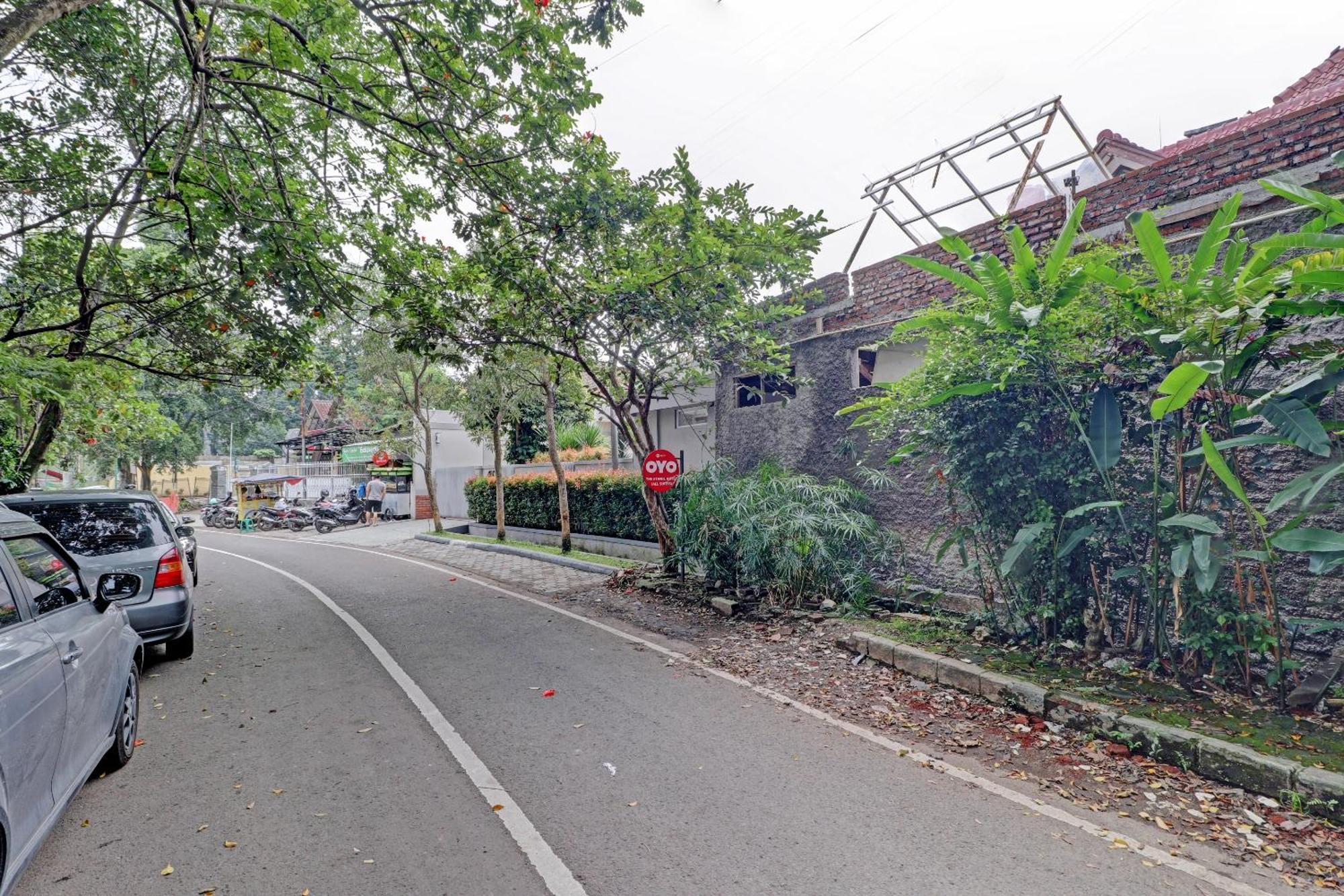 Hotel O Bandung Near Stadion Siliwangi Formerly The Ethnic Hotel 万隆 外观 照片