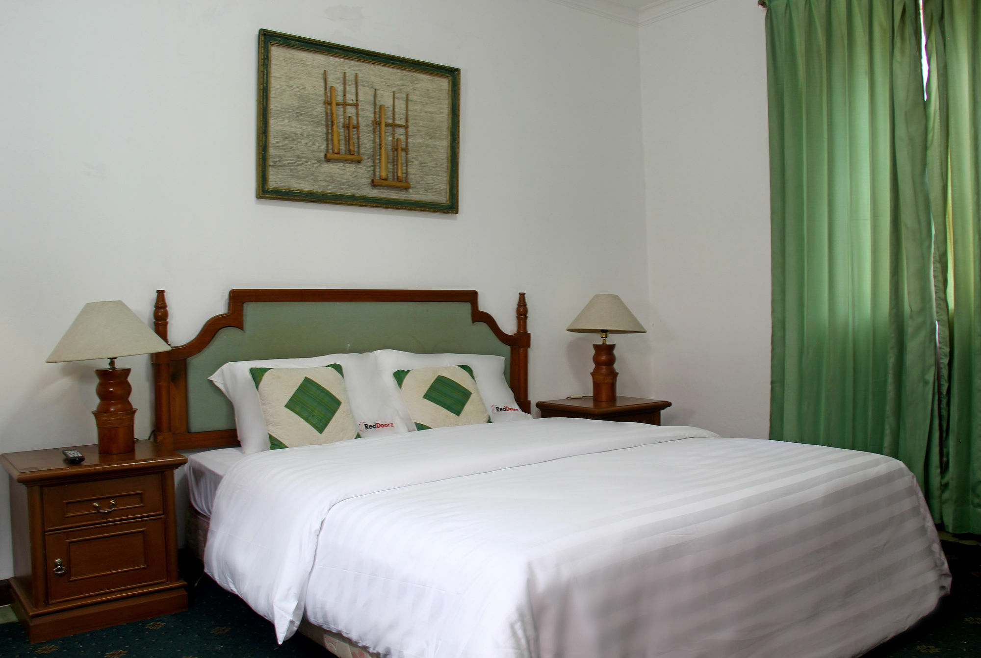 Hotel O Bandung Near Stadion Siliwangi Formerly The Ethnic Hotel 万隆 外观 照片